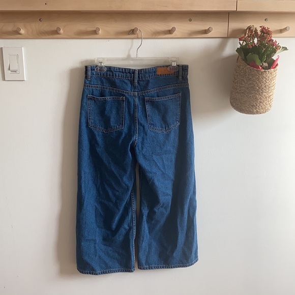Zara Cropped Jean Pants - Picture 2 of 3